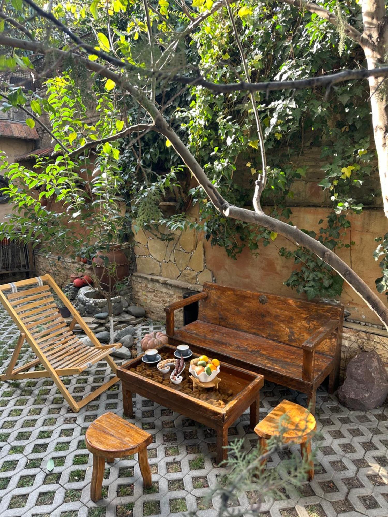 Wine Hills Hotel Tbilisi Buitenkant foto