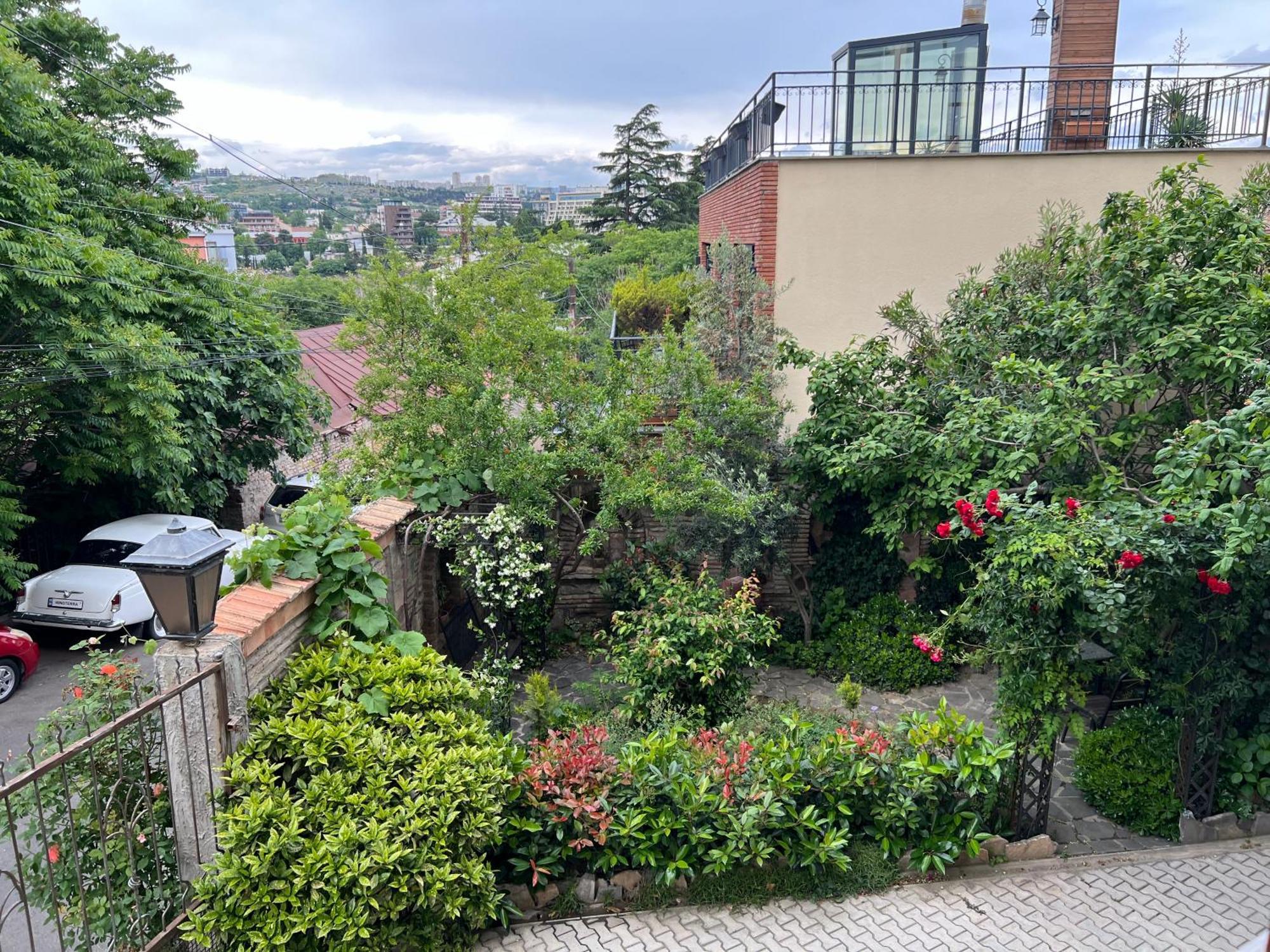 Wine Hills Hotel Tbilisi Kamer foto