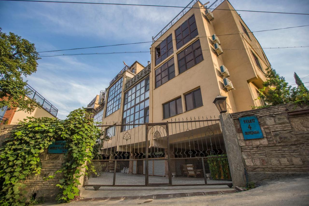 Wine Hills Hotel Tbilisi Buitenkant foto